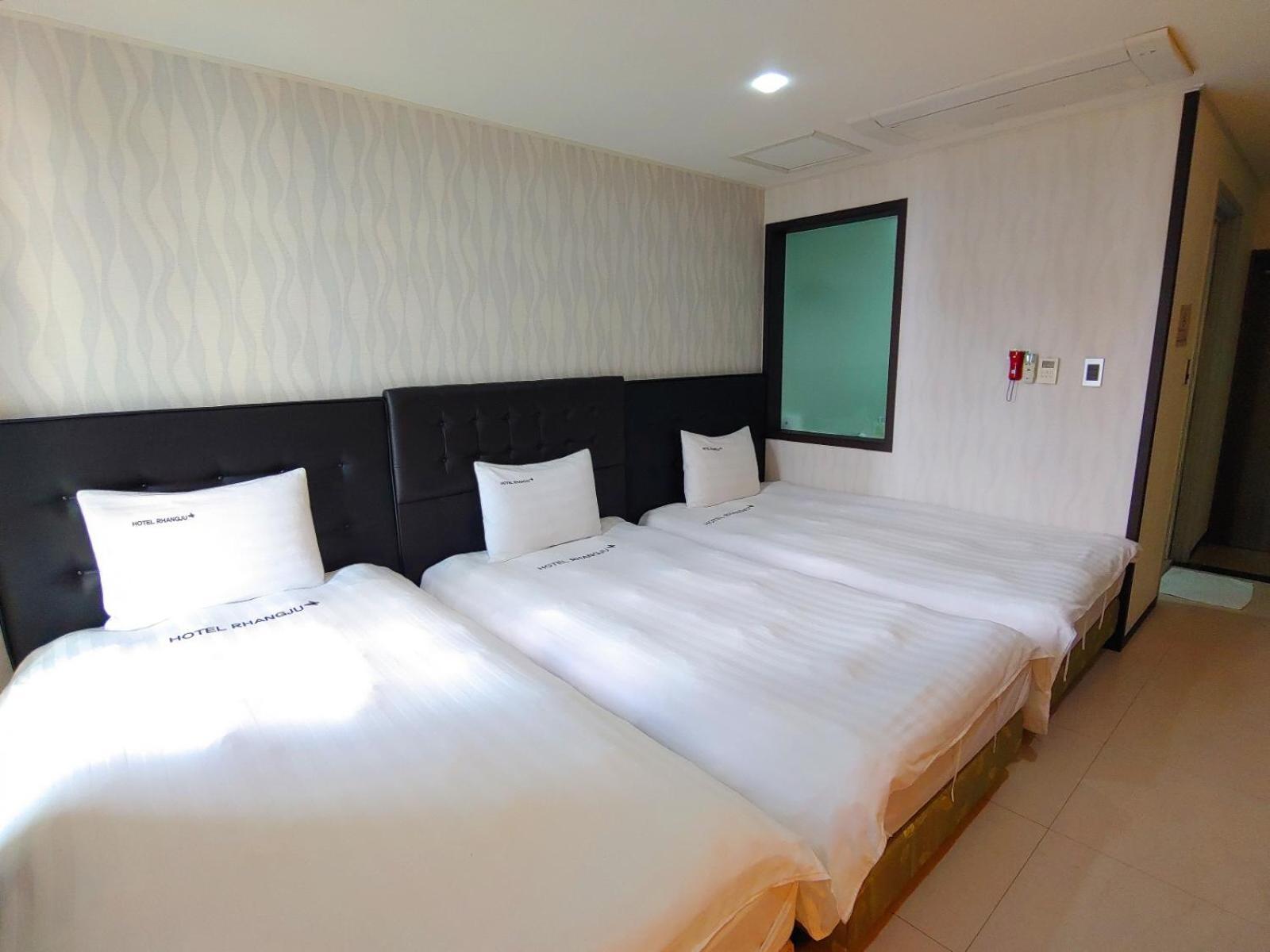 Hotel Rhangju Согвипхо Экстерьер фото