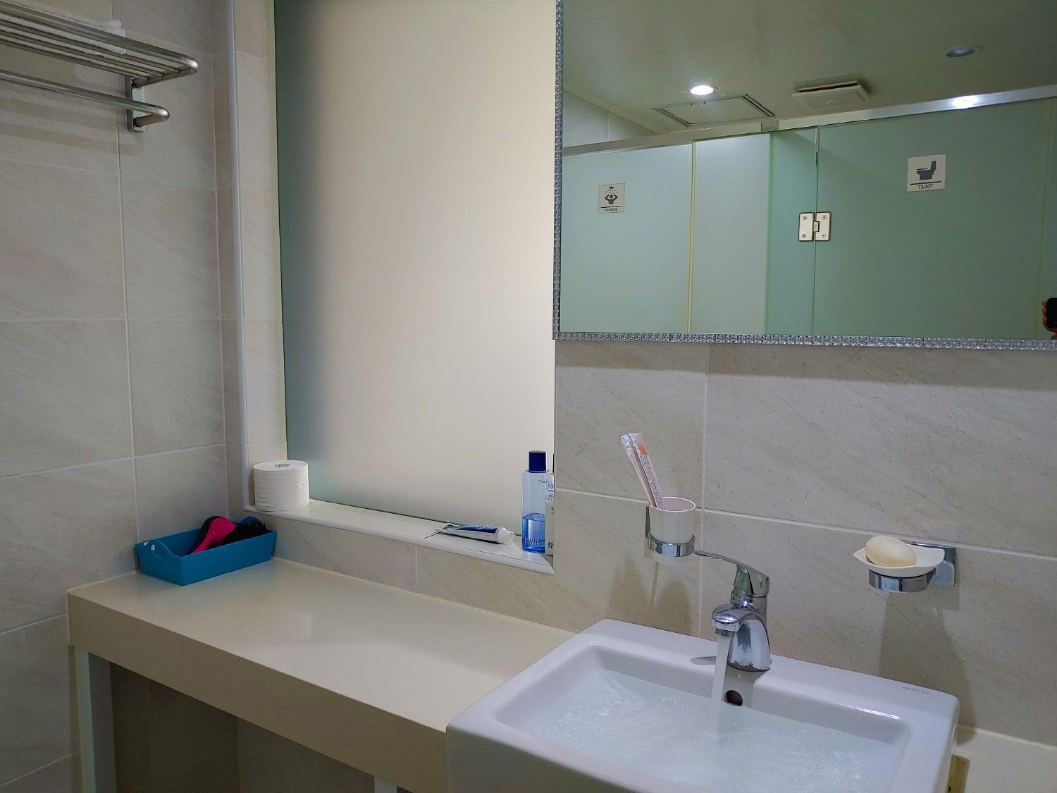 Hotel Rhangju Согвипхо Экстерьер фото