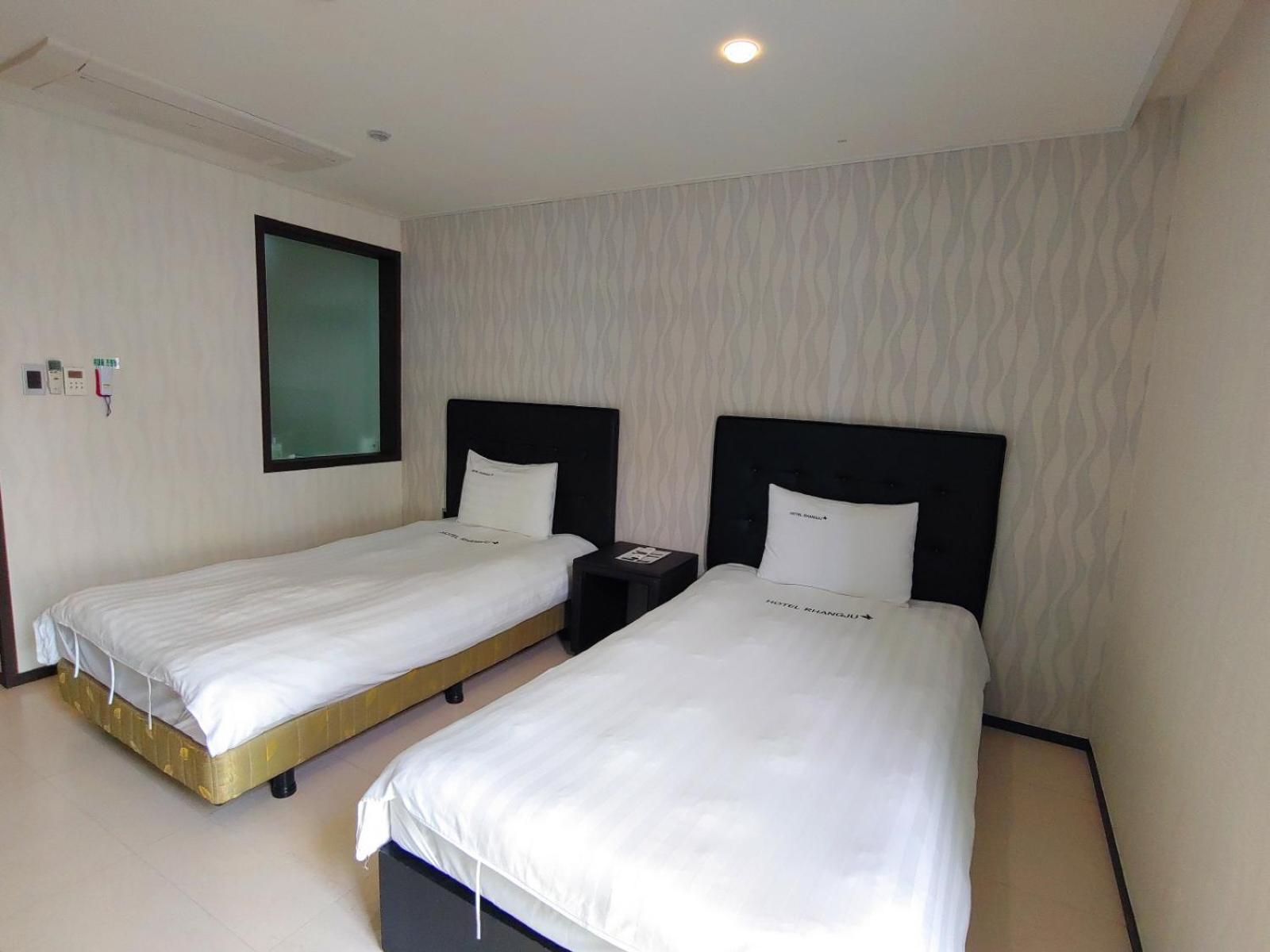 Hotel Rhangju Согвипхо Экстерьер фото