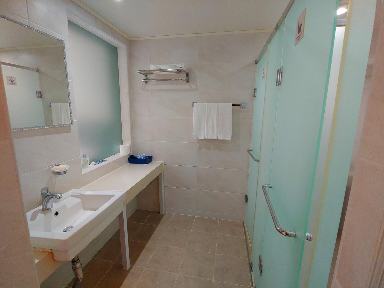 Hotel Rhangju Согвипхо Экстерьер фото